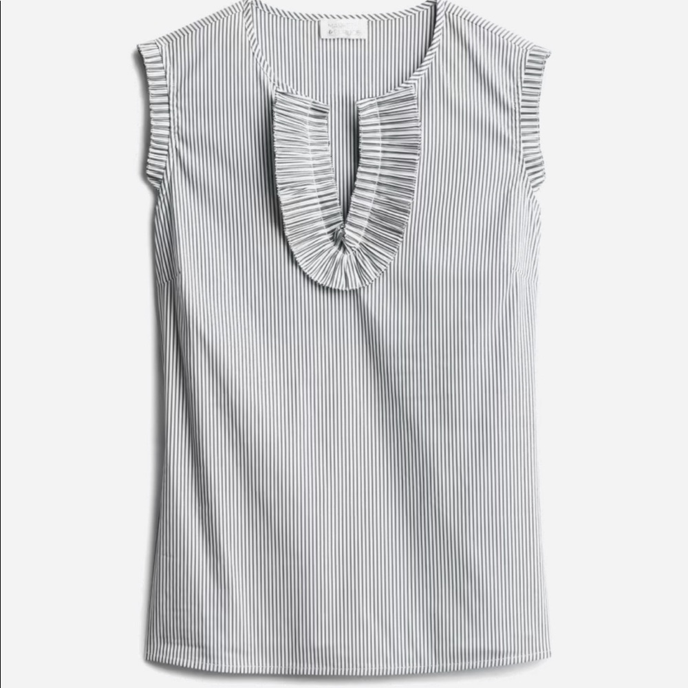 Market&Spruce Pin Striped, sleeveless top. Gently used. Smoke-free house.